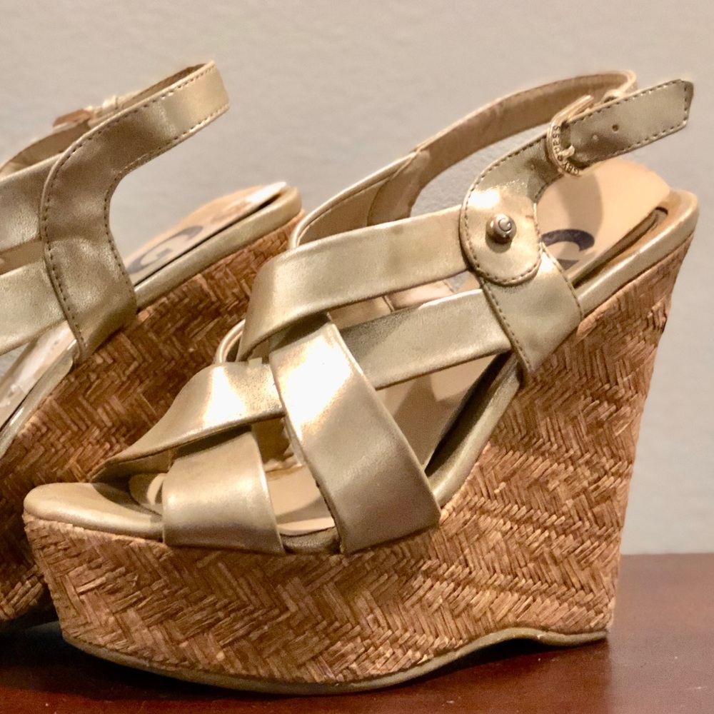 ✨Express Gold Wedges - Picture 2 of 4